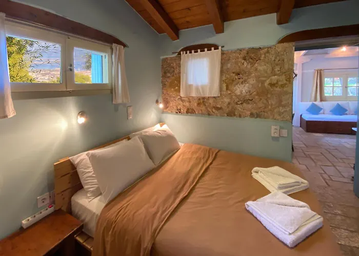 Olive Grove Cottage - Excellent View